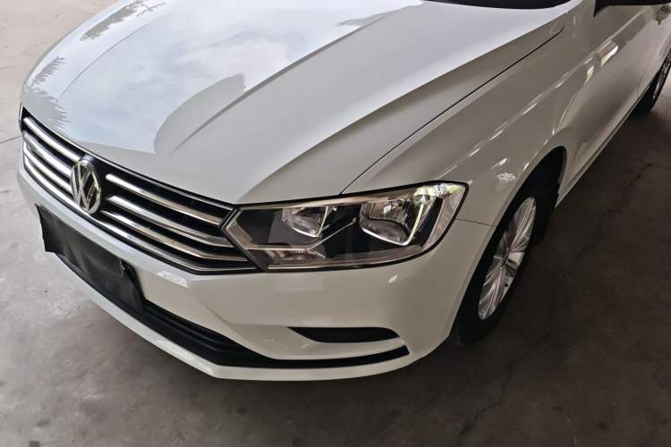 Used Volkswagen Bora 2016 1.6L Automatic Fashion Model Left Front Headlight