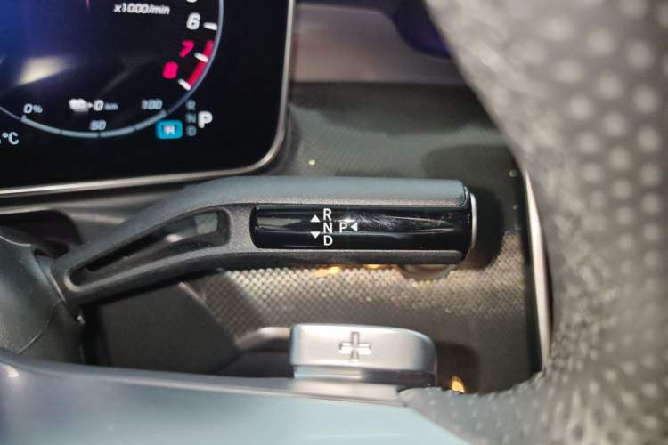 Used Mercedes-Benz C-Class New Energy 2023 Second Facelift C 350 eL Gear Lever