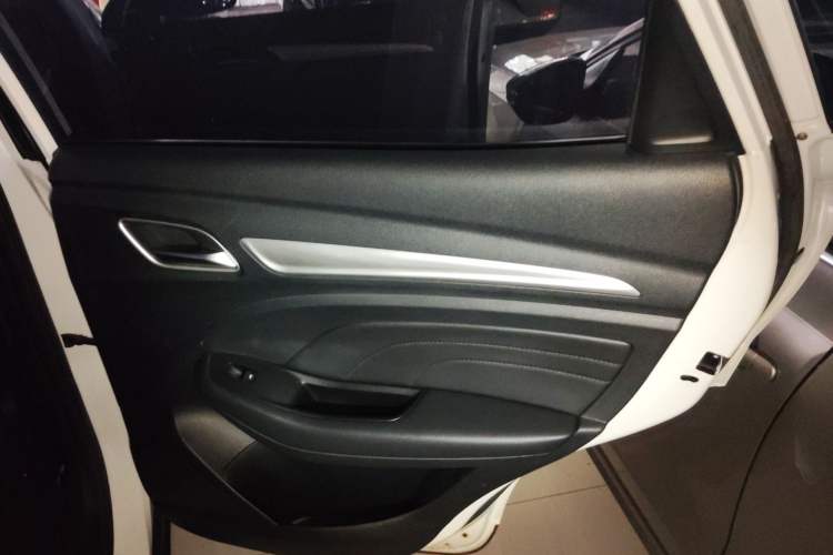 Used Roewe RX3 2020 1.6L Manual - Ultra-Fresh Entry Version