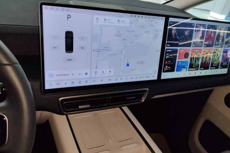 Used Li Auto MEGA 2025 Home Family Special Edition