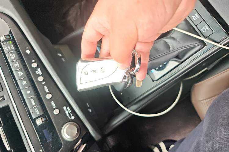 Used Lexus ES 2022 300h Excellence Edition