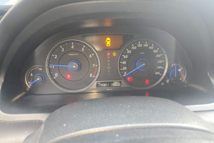 Used Honda Crosstour 2012 2.4L Luxury Edition
