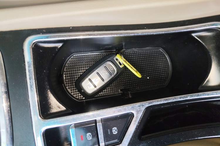 Used Geely Auto Emgrand 2017 Sedan Million Edition 1.5L CVT Luxury Model