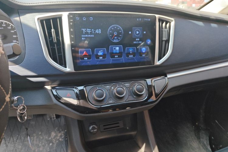 Used FORTHING Lingzhi 2025 M5 1.6L Short Wheelbase Practical 5-Seat Model
