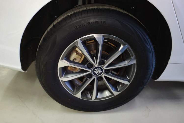 Used BYD Qin PLUS 2024 HONOR Edition DM-i 55KM Leading Model
