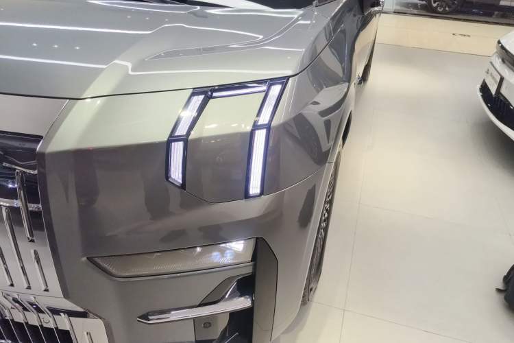 Used Zeekr 009 2024 Six-Seat Executive Version 4WD 108 kWh