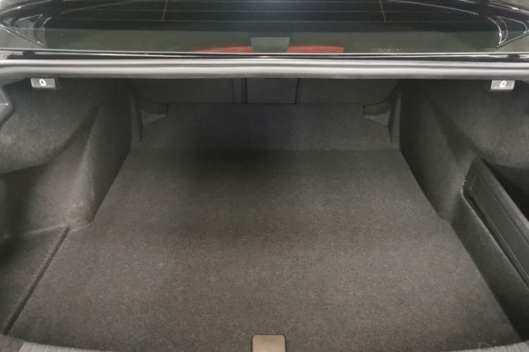 Used Volkswagen Magotan 2023 2 Million Units Commemorative Edition 330TSI DSG Luxury Version
