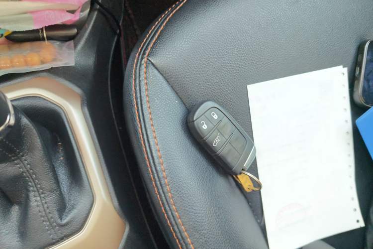 Used Jeep Renegade 2018 Connected Large Screen Version 180T Automatic Jingneng Version Vehicle Key