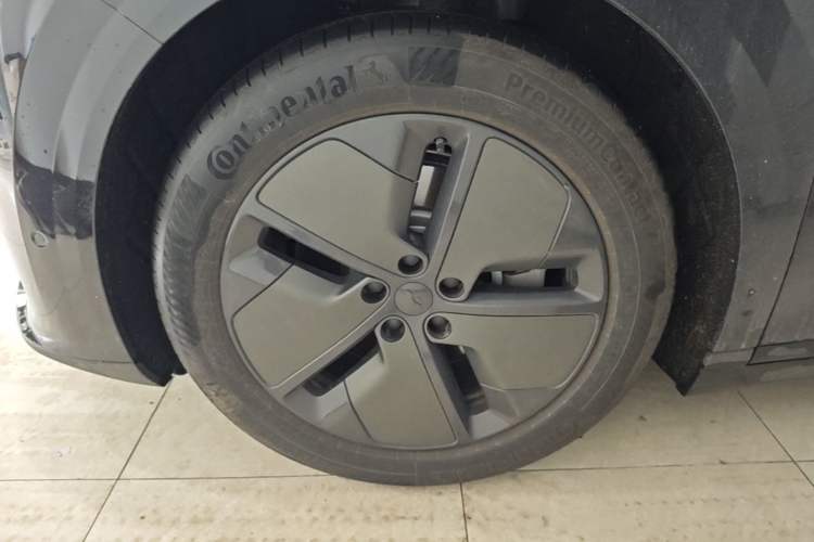 Used Li Auto i8 2025 Model Standard Version