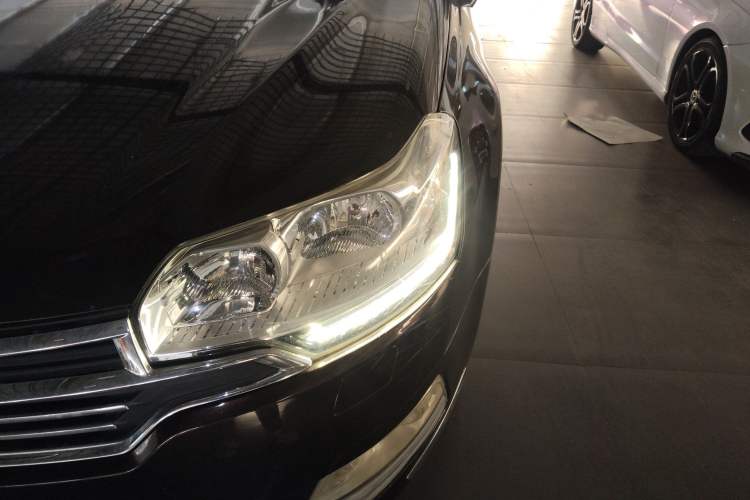Used Citroen C5 2014 2.0L Automatic Luxury Edition
