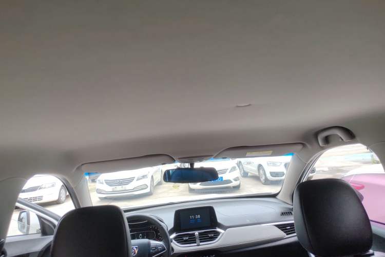 Used Baojun 510 2017 1.5L Manual Fashion Model Headliner