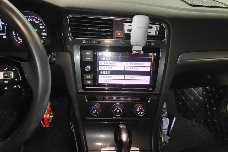 Used Volkswagen Golf 2019 200TSI DSG Comfort & Ambition Edition China VI Standard
