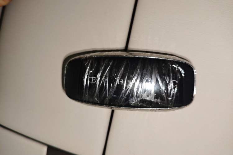 Used Denza D9 2022 DM-i 970 Four-Wheel Drive Flagship Model