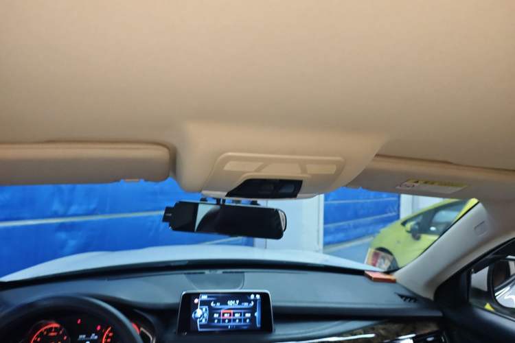 Used Hanteng X7 2016 1.5T Manual Luxury Version Headliner