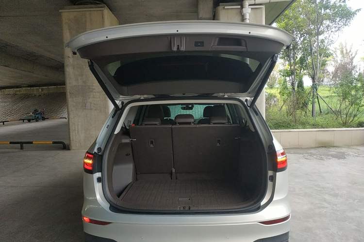 Used Volkswagen Viloran 2020 330TSI Luxury Edition