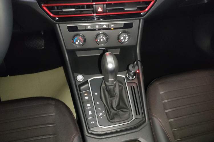 Used Volkswagen Lavida 2024 300TSI DSG Starry Sky Deluxe Edition
