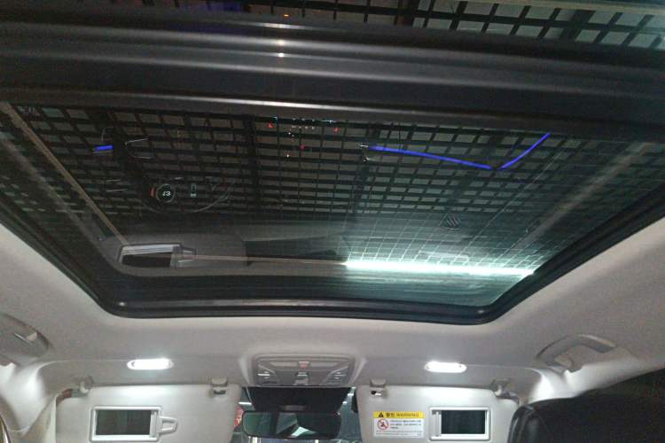 Used Hongqi HS5 2022 Revised Version 2.0T Smart Connect Flagship Edition
