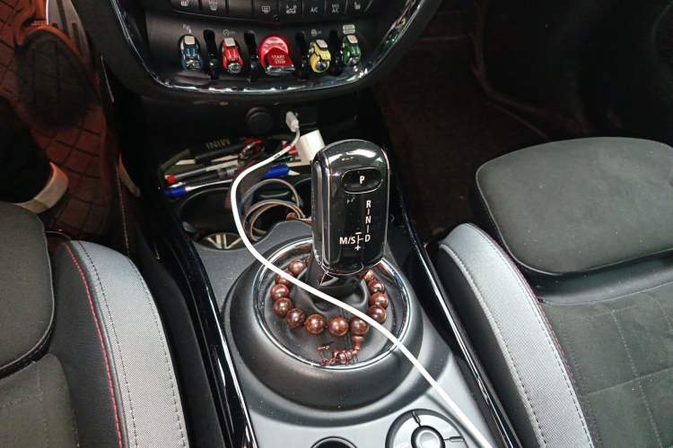 Used MINI JCW CLUBMAN 2022 2.0T JOHN COOPER WORKS ALL-IN Gear Lever