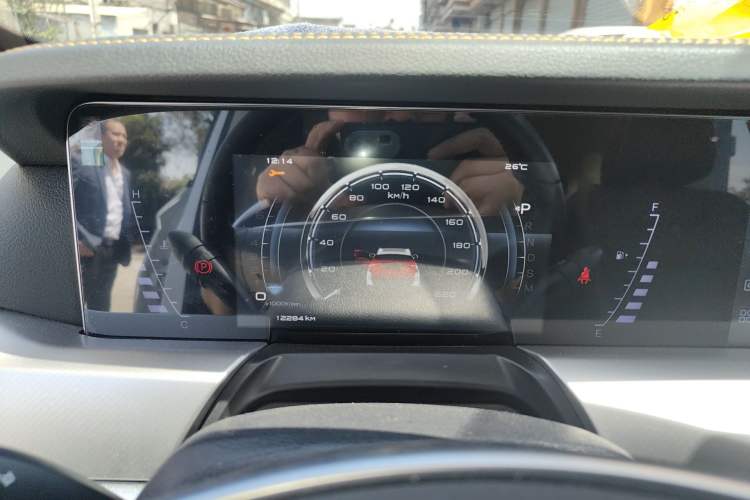 Used Bestune T77 2023 1.5T Automatic Luxury Model Instrument Cluster