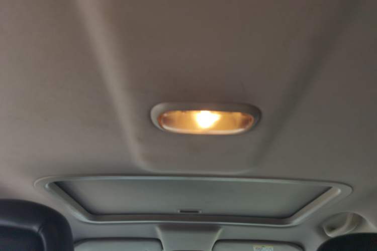 Used Jeep Patriot 2014 2.4L Luxury Navigation Edition Headliner