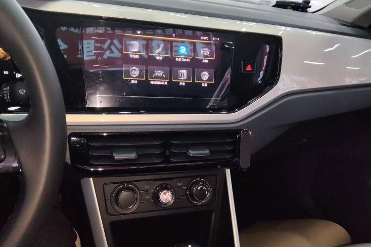 Used Volkswagen Polo 2023 Plus 1.5L Automatic Trendy & Smart Luxury Edition Audio And AC Panel