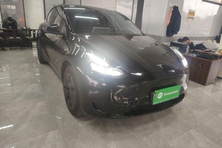 Used Tesla Model Y 2023 Rear-Wheel-Drive Version
