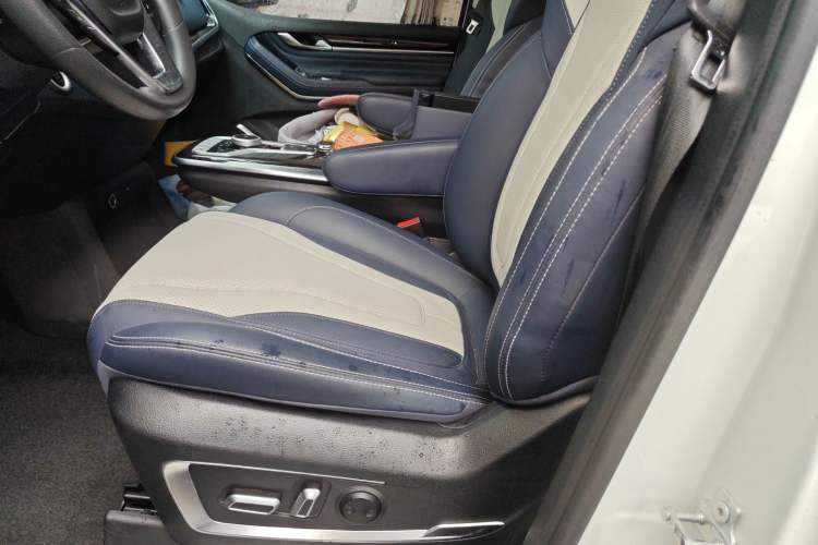 Used SAIC MAXUS G20 RV 2021 Restyled 2.0T Traveler Self-Propelled Class B RV – Time Edition