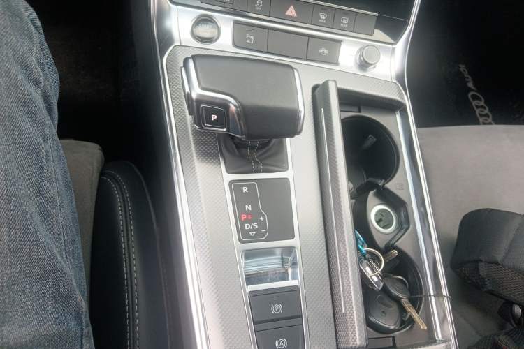 Used Audi A6L 2021 45 TFSI Prestige Dynamic Edition Gear Lever