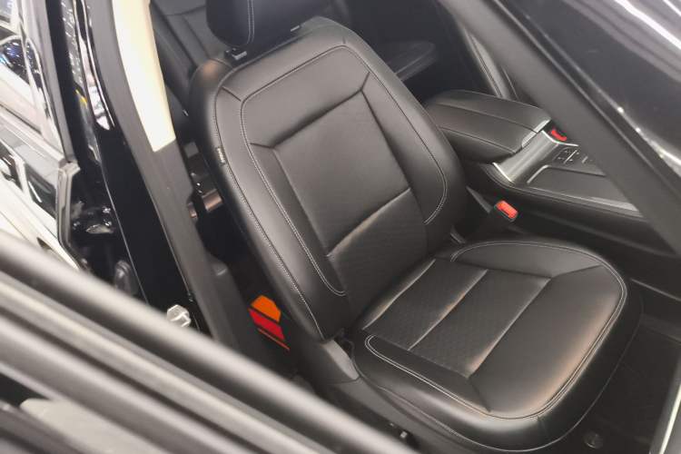 Used Ford Explorer 2023 EcoBoost 285 Rear-Drive Trend Edition 7-Seater
