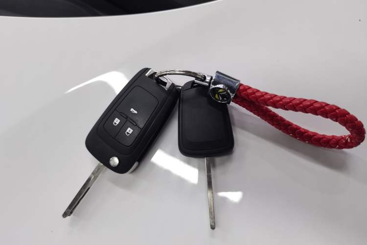 Used Chevrolet Monza 2020 320 Automatic Enjoyment Edition Vehicle Key