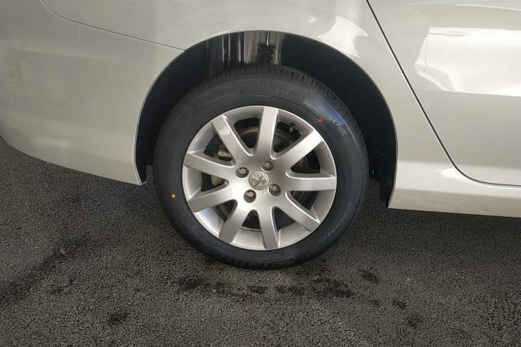 Used Peugeot 308 2014 Enjoyment Edition Classic 1.6L Automatic Fashion Model
