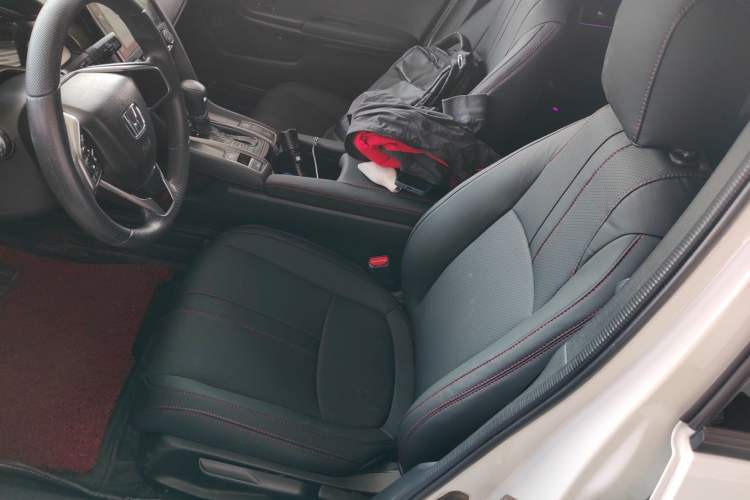 Used Honda Civic 2021 HATCHBACK 220TURBO CVT New Trendsetter