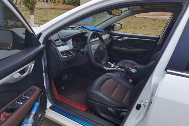 Used Geely Auto Vision 2019 Upgraded Model 1.5L Automatic Prestige Version China V Standard