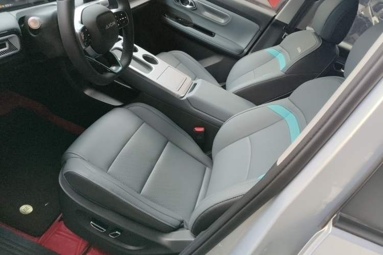 Used AION Y 2023 Younger Star Edition
