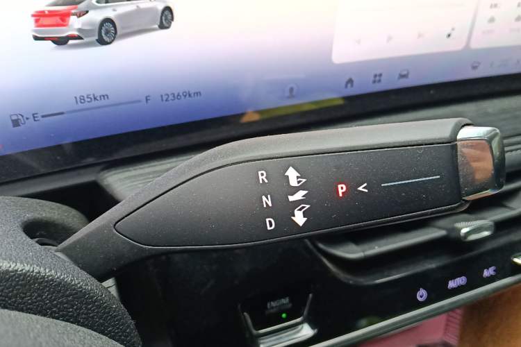 Used Buick LaCrosse 2025 28T Platinum Edition
