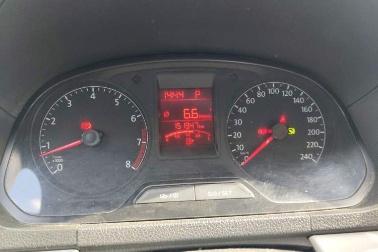 Used Volkswagen Jetta 2015 Value Edition 1.6L Automatic Comfort Version
