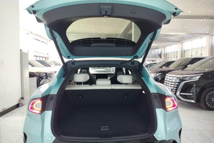 Used Xiaomi Auto YU7 2025 Ultra-Long Range Rear-Wheel Drive Version
