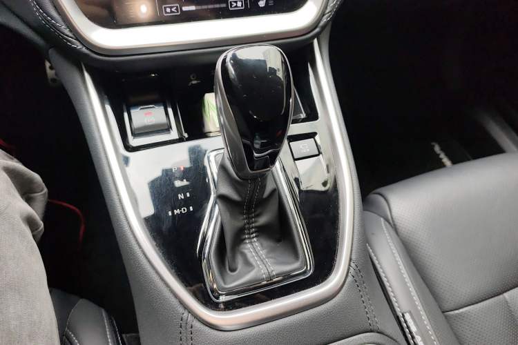 Used Subaru Outback 2021 2.5i Flagship Edition EyeSight Gear Lever