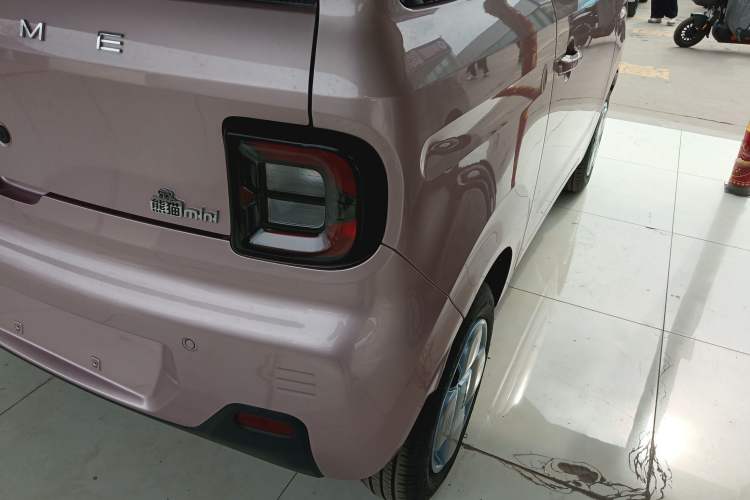 Used Geely Galaxy Panda 2024 Panda Mini 200km Endurance Bear