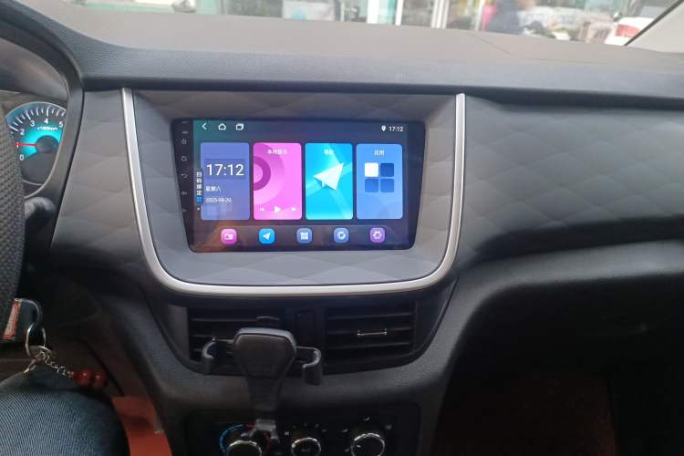 Used Jinbei Gold Hiace M Classic 2023 1.5L Engineering Lion Passenger Vehicle 5/6/7 Seats
