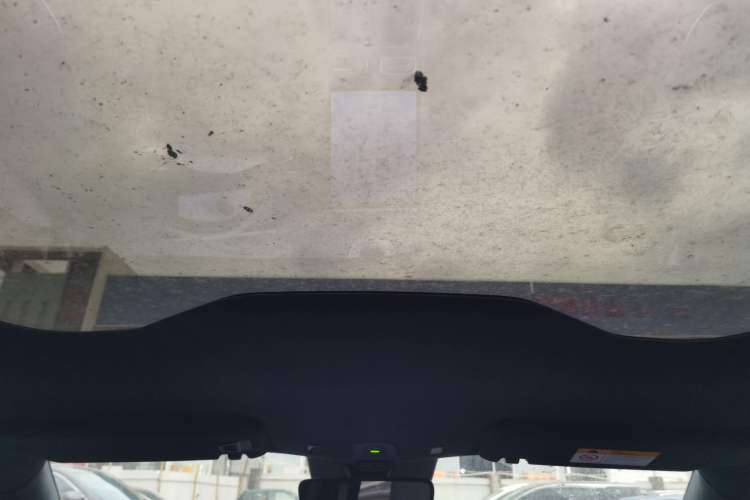 Used Nio EC6 2024 75 kWh Headliner