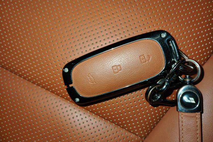 Used Li Auto L8 2023 Pro Model
