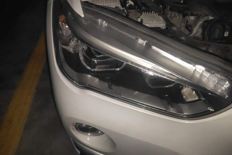 Used BMW X1 2016 sDrive18Li Luxury Model Right Front Headlight