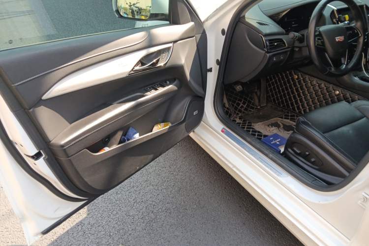 Used Cadillac ATS-L 2017 28T Fashion Edition
