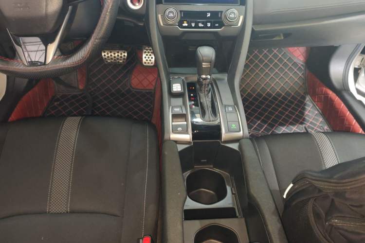 Used Honda Civic 2021 HATCHBACK 220TURBO CVT Trendy Cool Edition