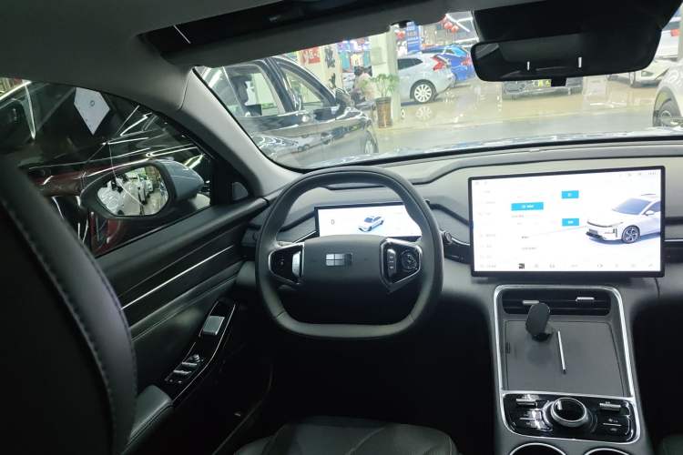 Used Geely Galaxy L6 2025 EM-i 140km Explorer+ Edition