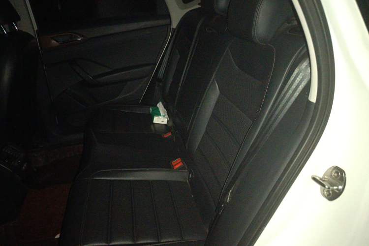 Used Volkswagen Tharu 2020 280TSI Two-Wheel Drive Luxury Plus Version China VI Standard
