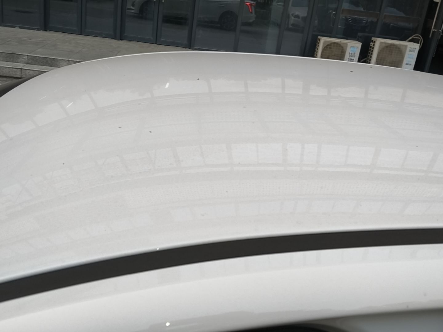 Hongqi E-QM5 2023 Base Travel Edition — снимка 7