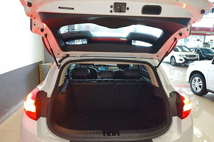 Used Geely Auto Emgrand GS 2016 Sports Edition 1.8L Manual LingShang Model Trunk