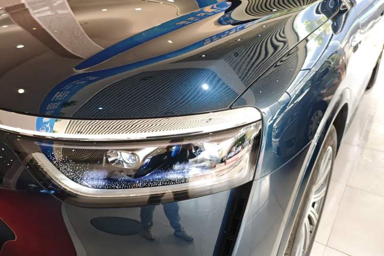 Used Hima AITO M8 2025 Extended-Range Max+ Version 53.4 kWh 5-Seater Edition